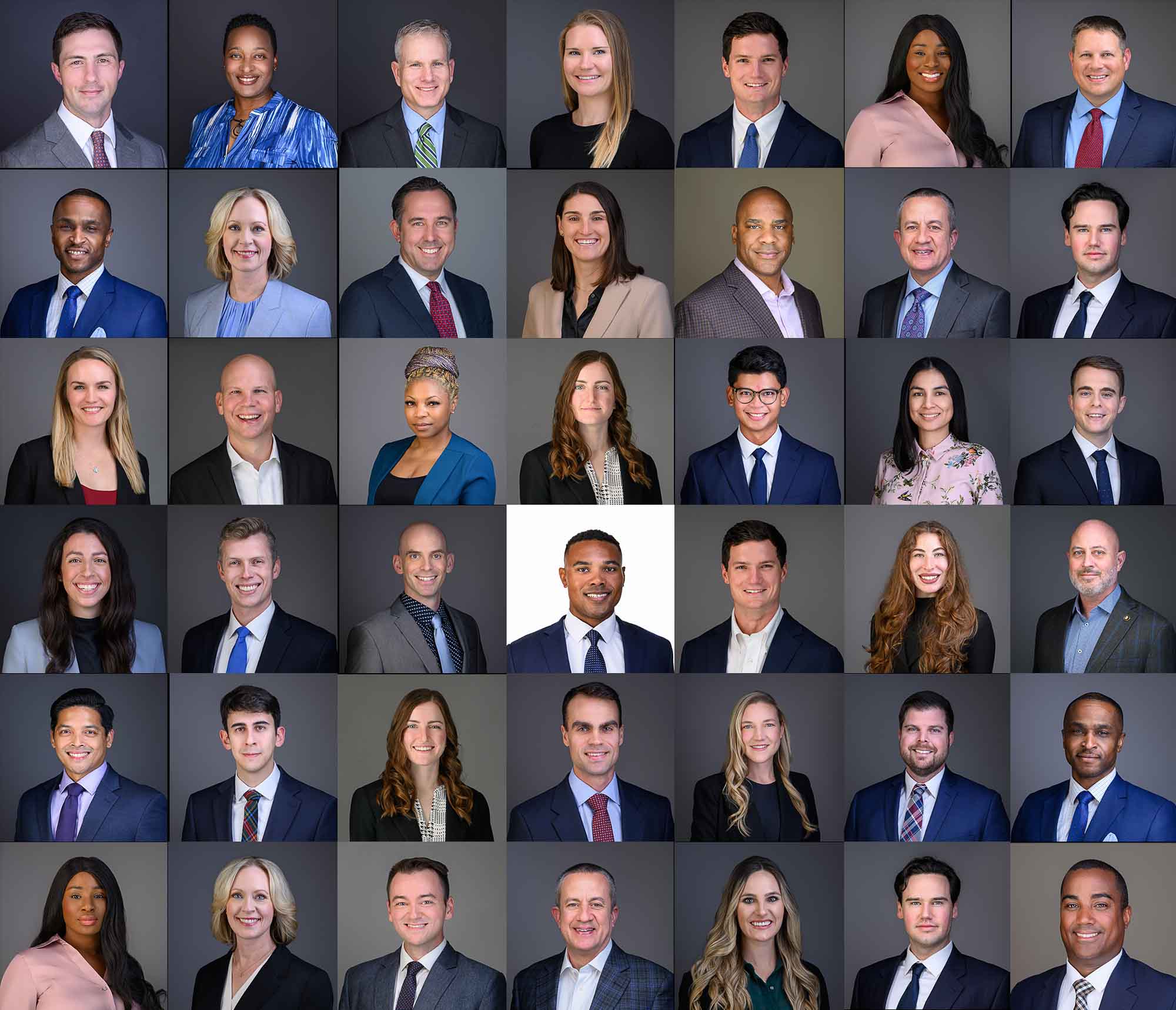 Portraits for Patriots provide portfolio photos for transitioning service members